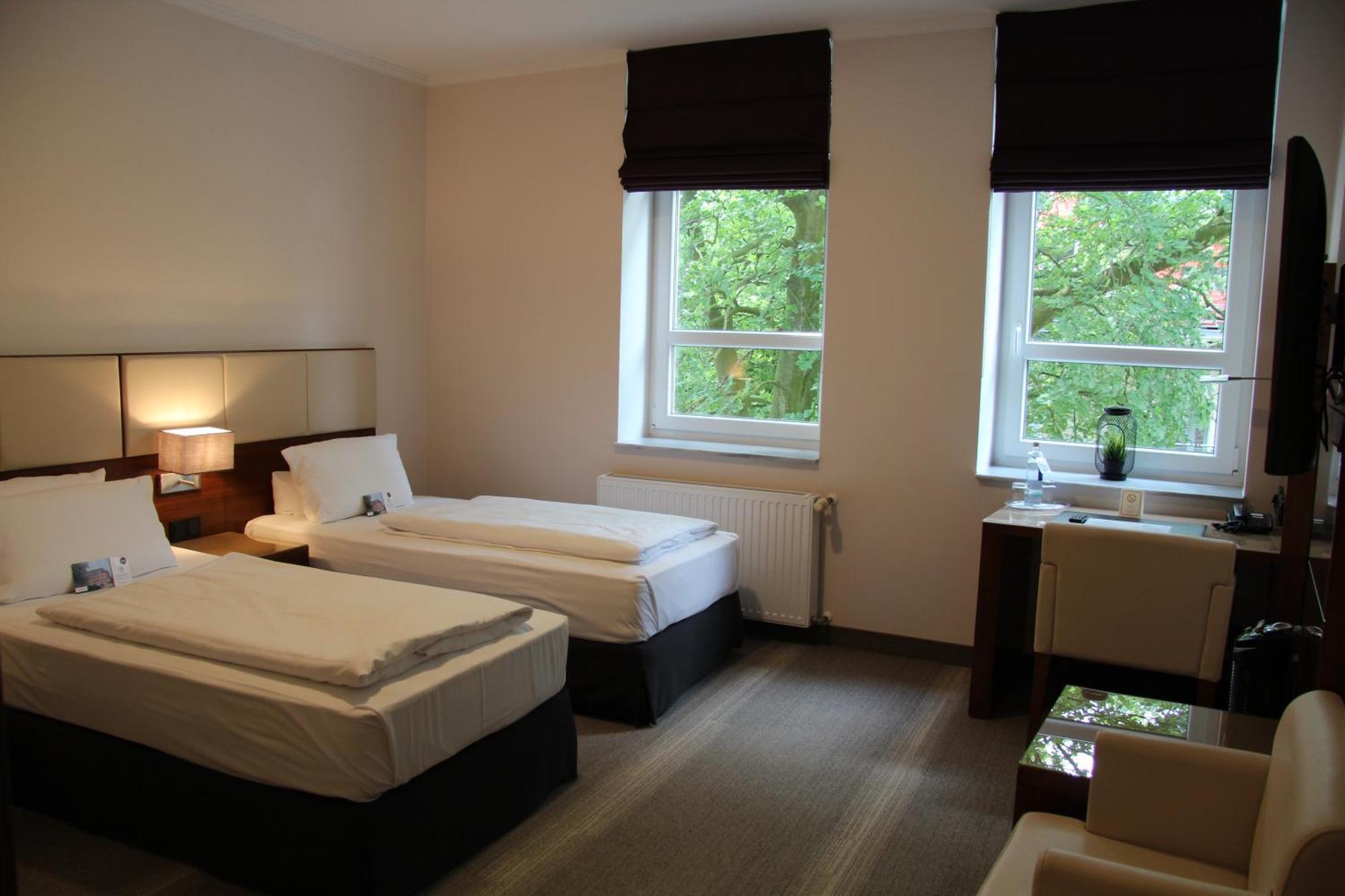 Adena Hotel Bremerhaven Exteriör bild